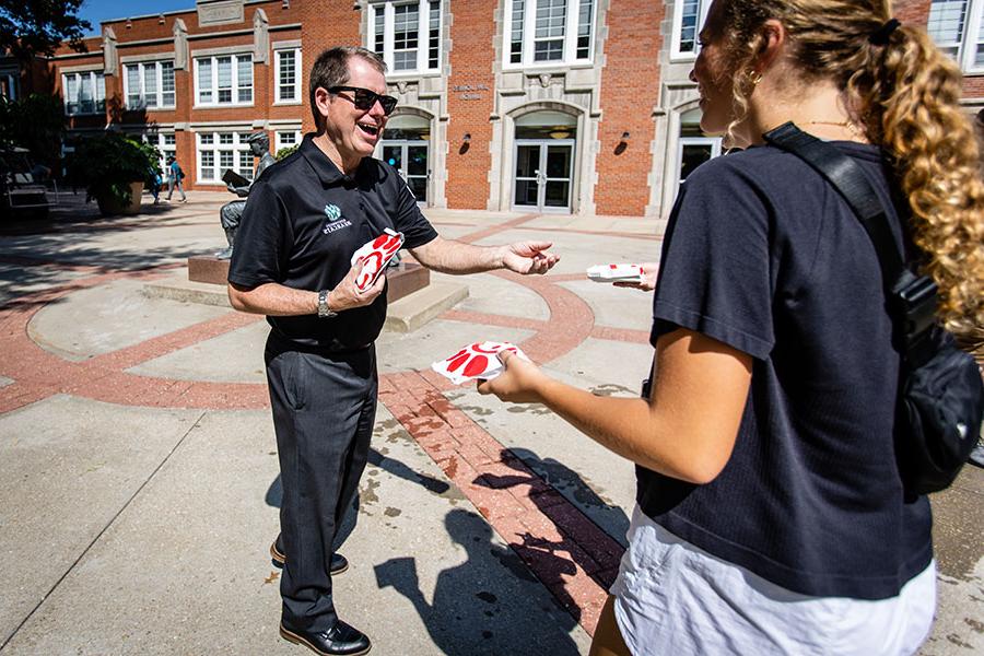 President Tatum handed out Chick-fil-A sandwiches to students during the first day of classes on the Northwest campus in August. (Photo by Lauren Adams/Northwest Missouri State University)